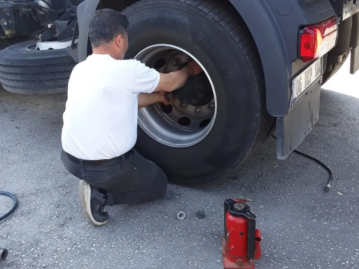 Arnavutköy Oto Lastikçi